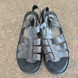 Cabelas Men’s 10M Brown Leather Sandals Outdoors Fish Hike Strap Buckle Shoes